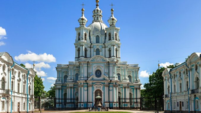 Смольный-собор-монастырь Смольный монастырь